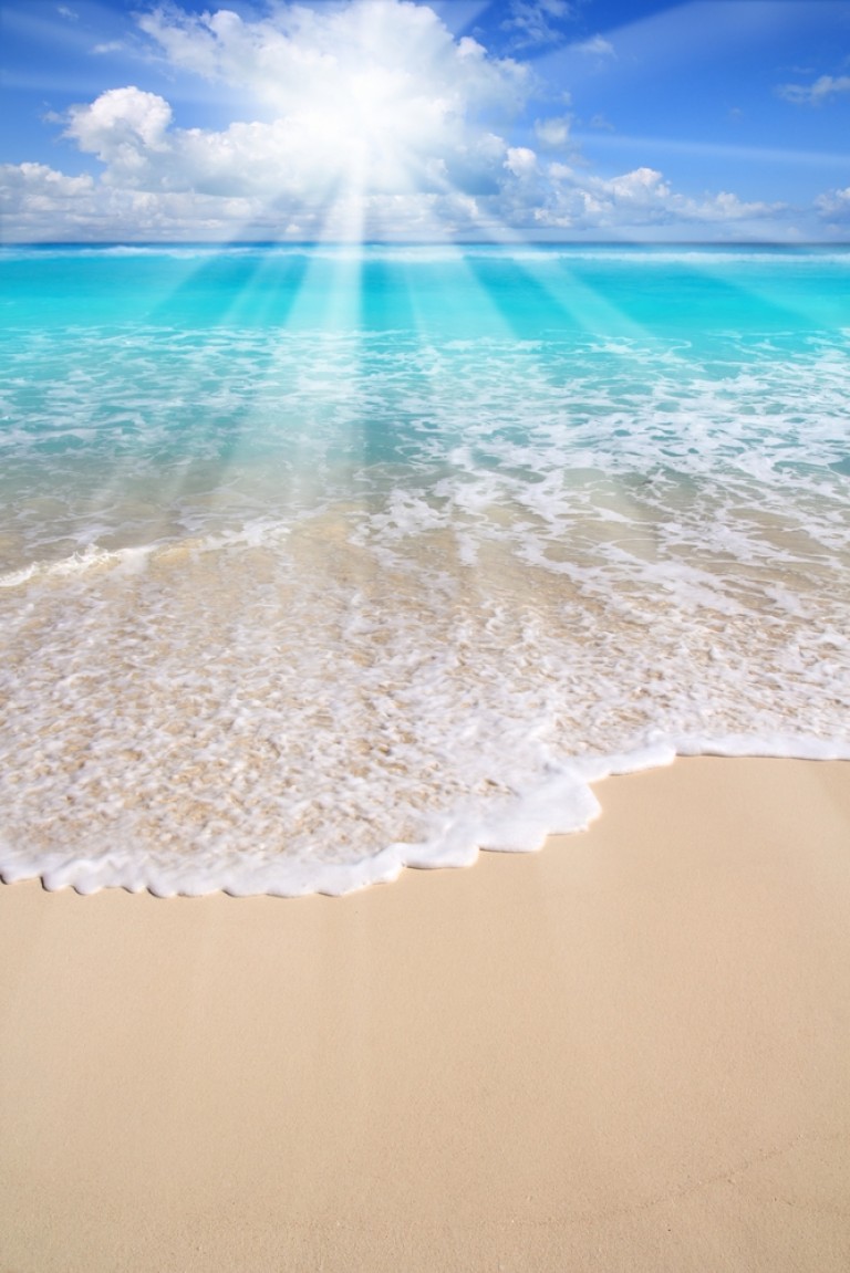 бирюзовое море и белый песок